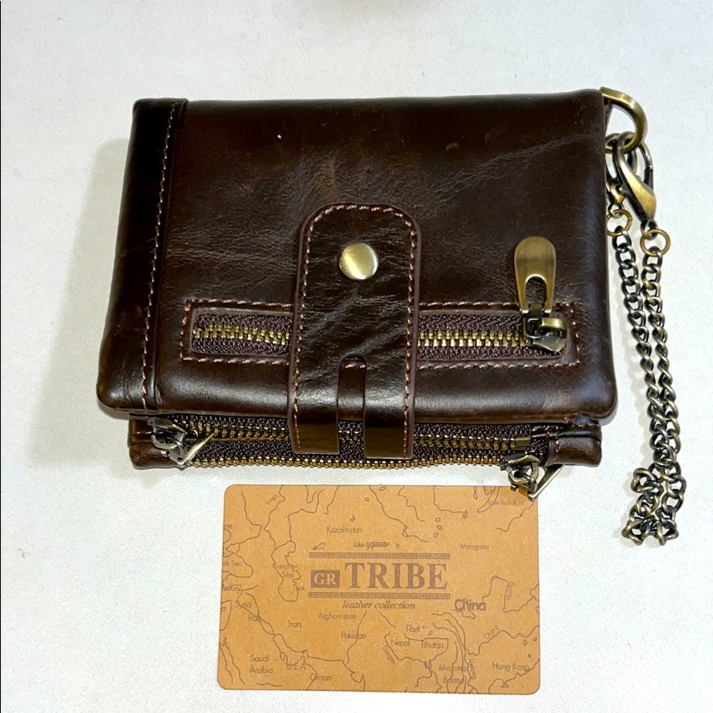 Brown Leather Chain Wallet with Decorative Stitching